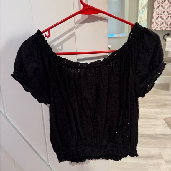 Aeropostale Black Off The Shoulder Shirt Size Meduim - Picture 2 of 3